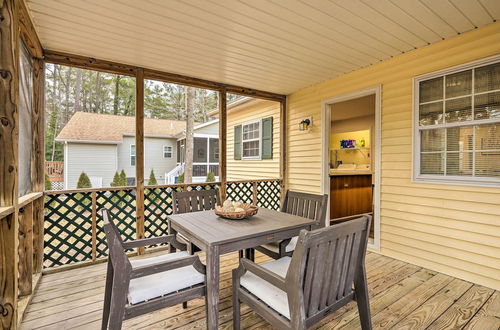 Photo 11 - Delightful House w/ Fire Pit & Community Pool