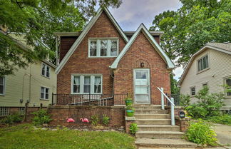 Photo 3 - Cozy Duplex: Half Mi to Magic Bag & Woodward Ave