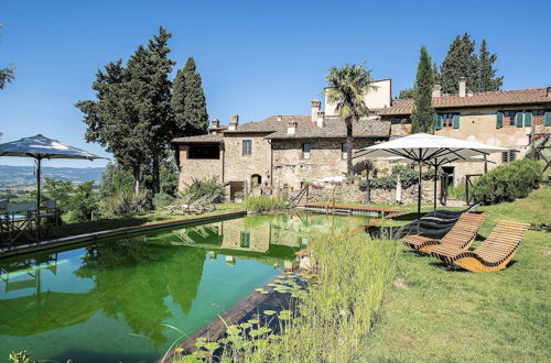 Photo 8 - Luxury Sustainability and Eco Pool in Tower Apt