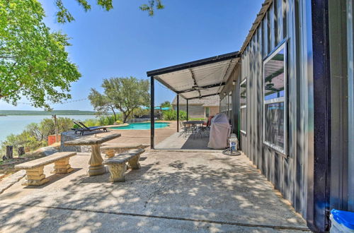 Photo 37 - Spacious Palo Pinto Home: Private Dock & Pool