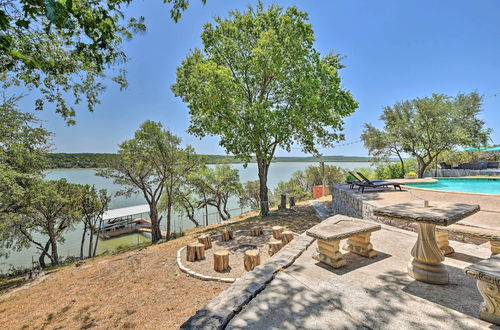 Photo 15 - Spacious Palo Pinto Home: Private Dock & Pool