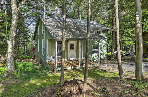 Foto 3 - Warm & Cozy Adirondacks Cabin on Otter Lake