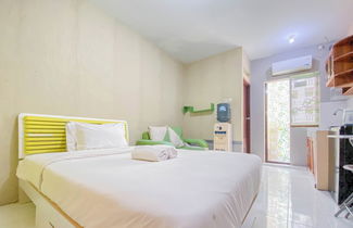 Foto 1 - Great Deal Studio At Gateway Ahmad Yani Cicadas Apartment