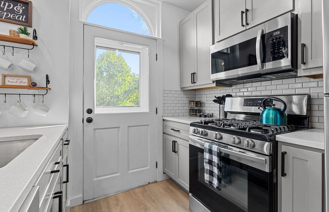 Cozy Family Getaway - JZ Vacation Rentals - Foto 12