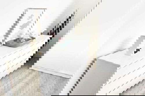 Foto 4 - Modern Room in Centrally Located- Room 4