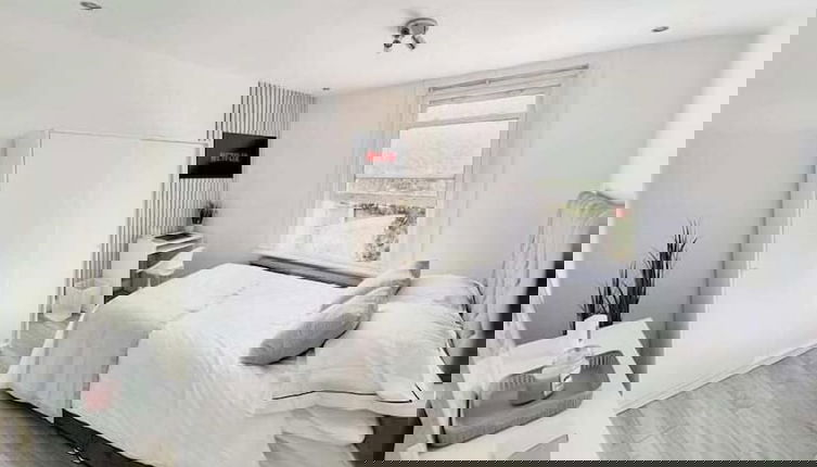 Foto 1 - Modern Room in Centrally Located- Room 4