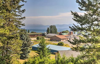 Photo 3 - Cozy Lakeside Home w/ Lake & Mountain Views