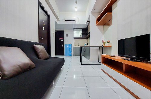 Photo 14 - Homey And Best Deal 1Br Casa De Parco Apartment