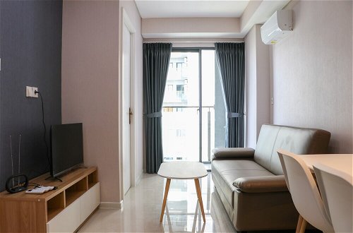 Photo 14 - Brand New 1Br With Working Room At Daan Mogot City Apartment