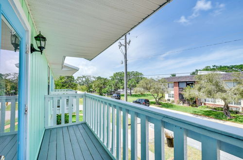 Foto 5 - New Smyrna Beach Vacation Rental < 1/2 Mi to Beach