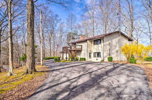 Photo 4 - Lake Cumberland Home 1/2 Mi to Beaver Creek Marina