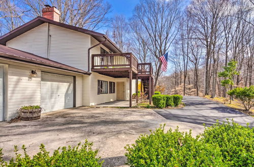 Photo 3 - Lake Cumberland Home 1/2 Mi to Beaver Creek Marina