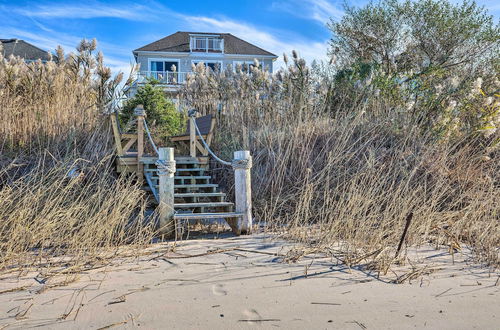 Photo 28 - Waterfront Home w/ Large Deck + Private Pool