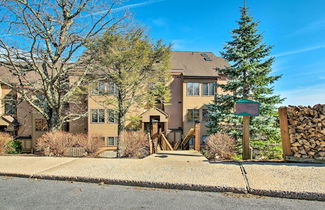 Photo 1 - Wintergreen Condo w/ Balcony + Mountain Views