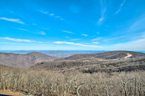 Photo 16 - Wintergreen Condo w/ Balcony + Mountain Views