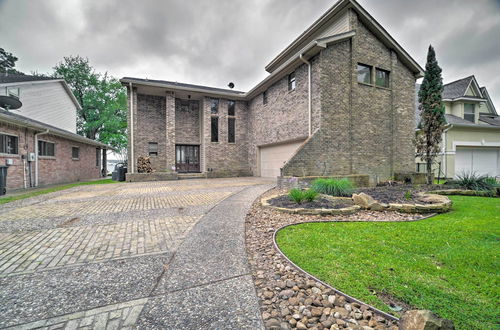 Photo 24 - Lavish Lakefront House w/ Pool Table & Patio