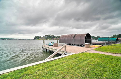 Photo 10 - Lavish Lakefront House w/ Pool Table & Patio