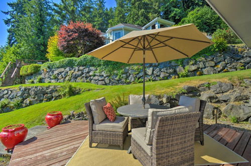 Photo 4 - Waterfront Gig Harbor Home w/ Furnished Deck