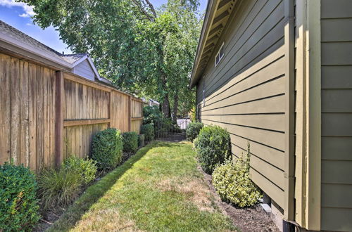 Photo 28 - Polished Mcminnville House < 2 Mi. From Town