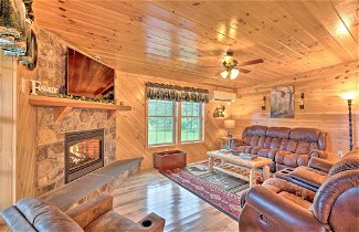 Photo 3 - Rustic Benezette Cabin W/porch, Hot Tub & Fire Pit