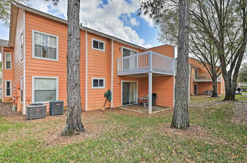 Foto 4 - Bright Kissimmee Condo < 6 Mi to Disney World