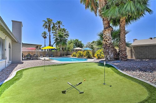Foto 26 - Modern Scottsdale Getaway w/ Pool & Putting Green