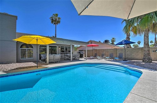 Foto 22 - Modern Scottsdale Getaway w/ Pool & Putting Green