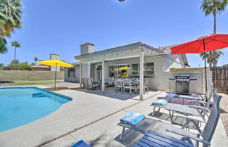 Photo 3 - Modern Scottsdale Getaway w/ Pool & Putting Green