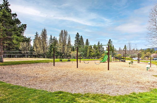 Photo 14 - Stunning Townhome Near Upper Klamath Lake