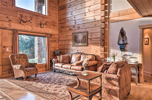 Foto 36 - Brookings Vacation Rental Lodge on 88 Acres
