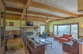 Photo 2 - Rustic Black Hills Retreat w/ Expansive Views