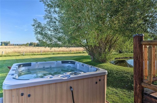 Foto 37 - Stunning Driggs Retreat w/ Private Hot Tub & Pond