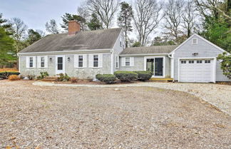 Photo 1 - Family Home W/beach Gear & Bbq, Walk to Shore