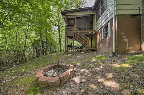 Photo 17 - Smoky Mtn Hideaway: Screened Porch & Fire Pit