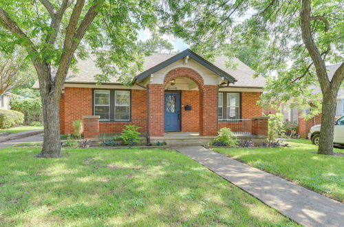 Photo 23 - Cozy Home w/ Yard < 7 Mi to Downtown Dallas