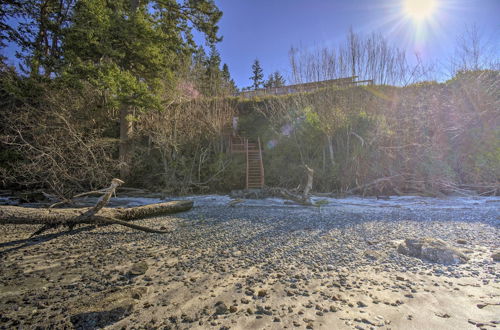 Photo 24 - Waterfront PNW Escape w/ Deck & Beach Access