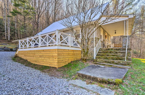 Photo 22 - Spacious Newland Home w/ Deck + Views