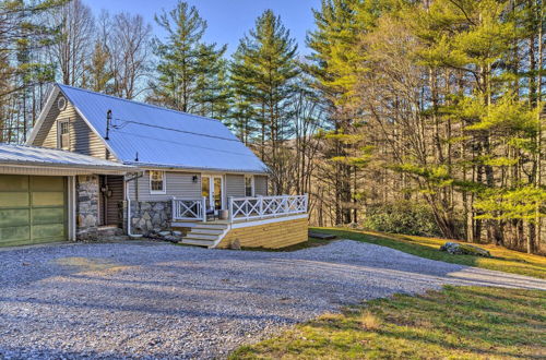 Photo 28 - Spacious Newland Home w/ Deck + Views