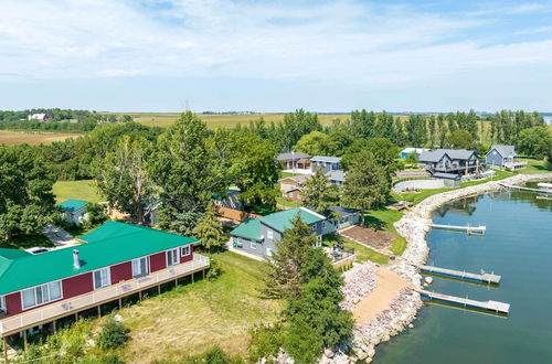 Foto 6 - Updated Cabin With Hot Tub: Walk to Boat Ramp