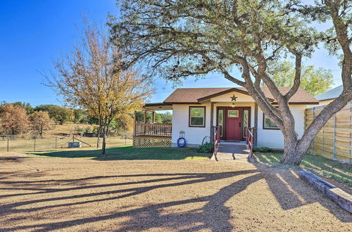 Foto 5 - Cozy Fredericksburg Studio Near Wineries