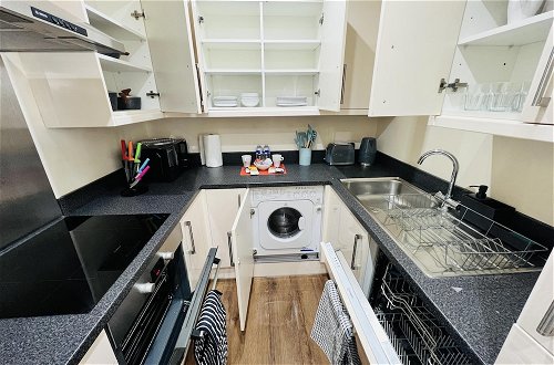 Foto 12 - 1-bed Apartment in Ealing, 3 Mins From Station
