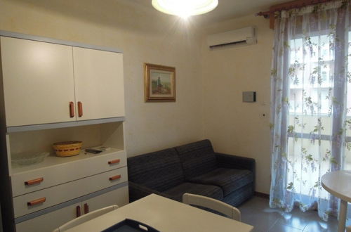 Photo 6 - Lovely Holiday Apartment With sea View - Beahost