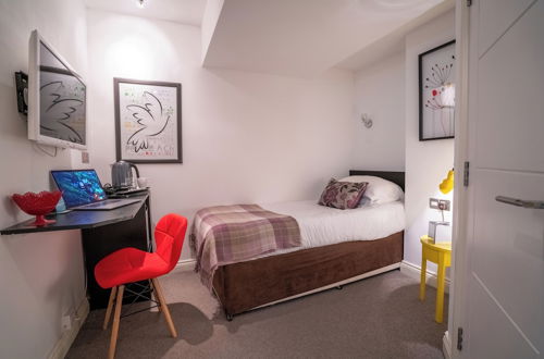 Photo 28 - Pod Rooms - Nell Gwynn House Apartments