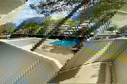 Foto 12 - Nice and Cozy Apartment With Pool - Beahost