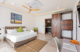 Foto 2 - Modern 5 Bed Luxury Pool Villa - KBR9
