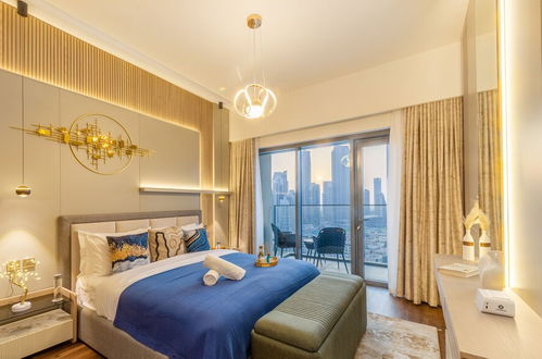 Photo 2 - Manzil - 2BR | Downtown | Burj & Dubai Mall