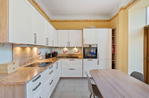 Foto 9 - Charming 3-BR Townhome Near Luxembourg City Center