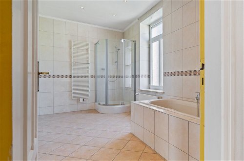 Photo 15 - Charming 3-BR Townhome Near Luxembourg City Center
