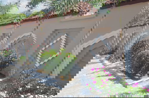 Photo 7 - Entire 6-bed Garden Villa