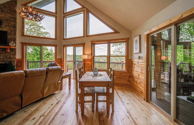 Four Bear Hideaway Coosawattee River Resort! - Foto 13